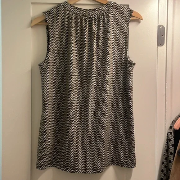 H&M Patterned Blouse - Picture 4 of 4